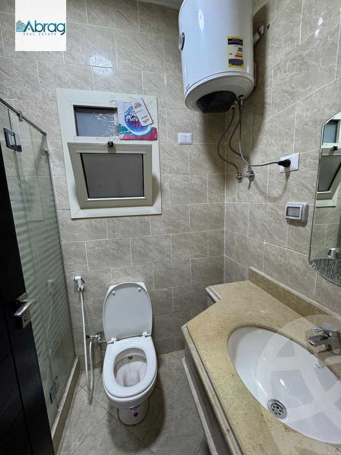 https://aqarmap.com.eg/ar/listing/5903678-for-rent-cairo-el-sheikh-zayed-city-compounds-dh-drys