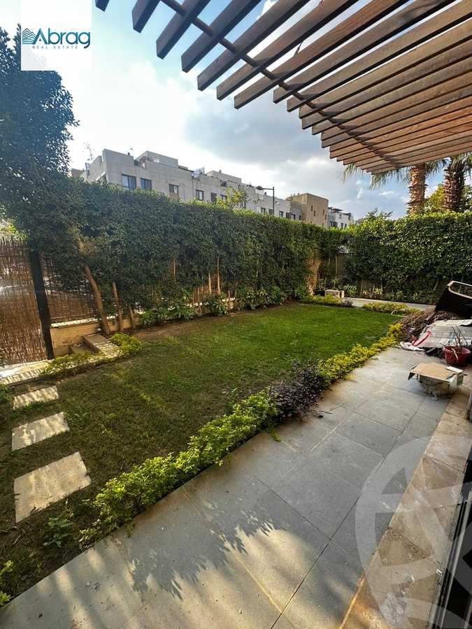 https://aqarmap.com.eg/ar/listing/5908046-for-rent-cairo-el-sheikh-zayed-city-compounds-kmbwnd-wyst-twn-swdyk