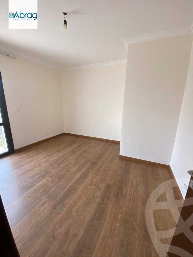 https://aqarmap.com.eg/ar/listing/5908569-for-rent-cairo-el-sheikh-zayed-city-compounds-the-courtyard