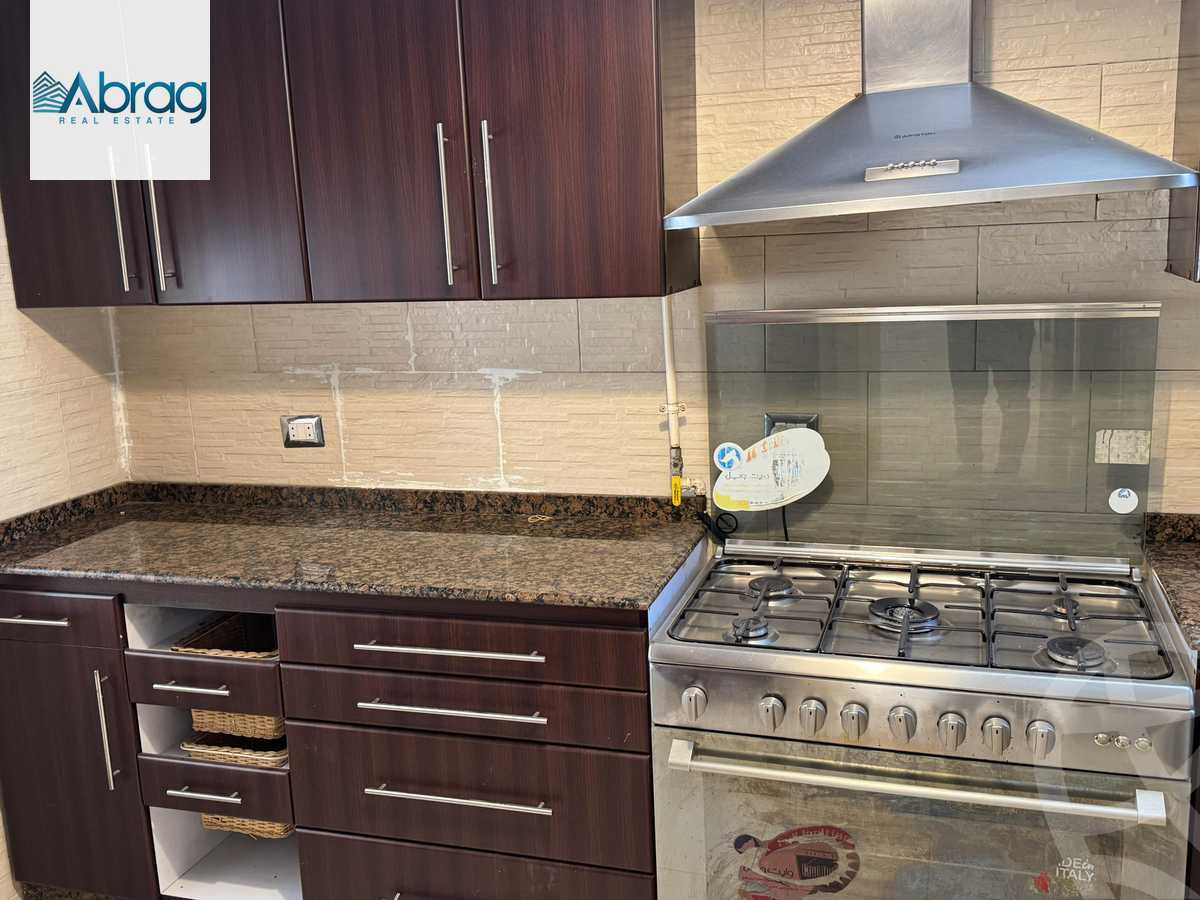 https://aqarmap.com.eg/en/listing/5918545-for-sale-cairo-el-sheikh-zayed-city-compounds-hadayek-el-mohandiseen