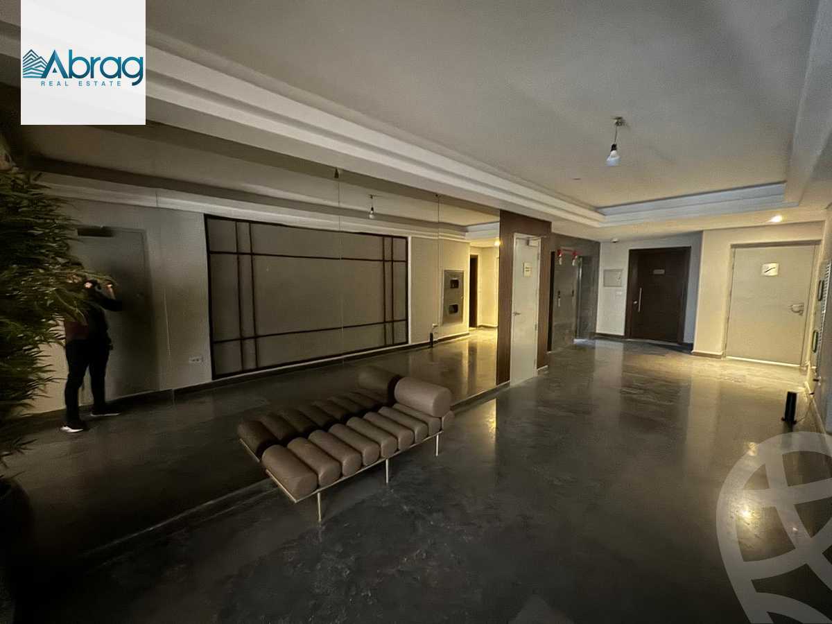 https://aqarmap.com.eg/ar/listing/5947067-for-sale-cairo-el-sheikh-zayed-city-compounds-zyd-wr-llttwyr-park-side-residences