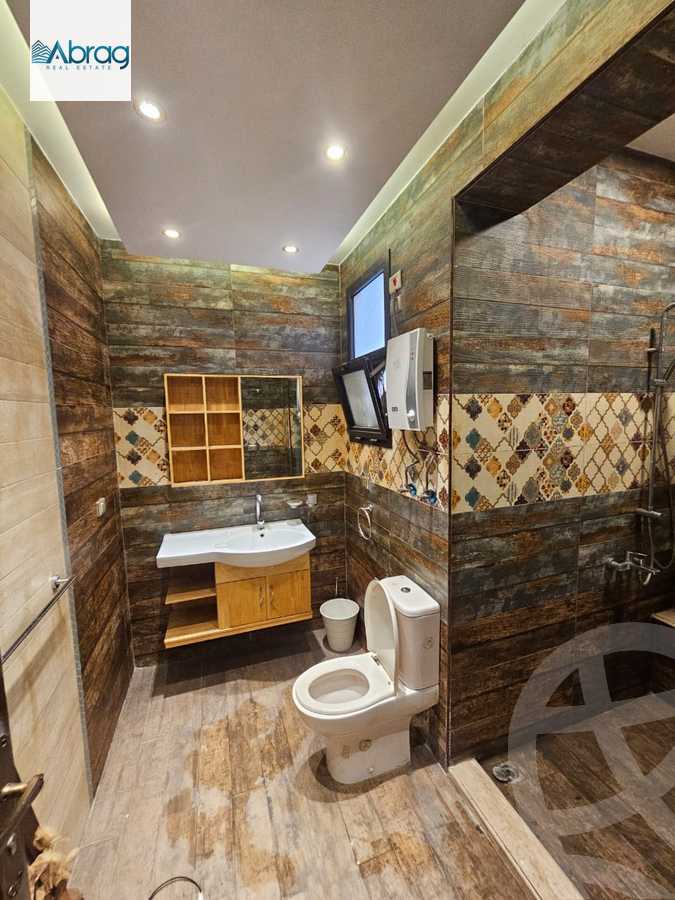 https://aqarmap.com.eg/en/listing/6013339-for-rent-cairo-el-sheikh-zayed-city-compounds-kmbwnd-wyst-twn-swdyk