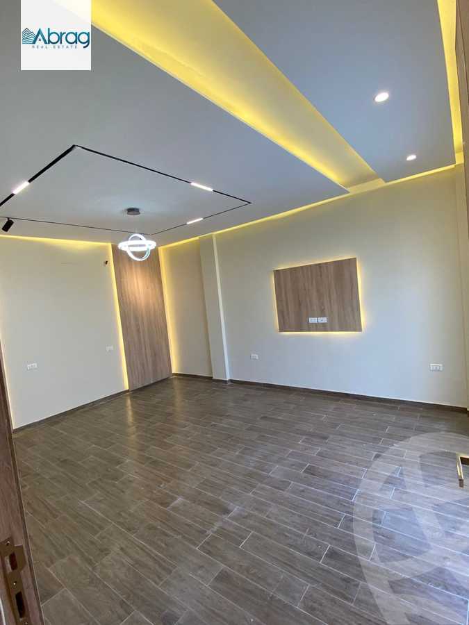 https://aqarmap.com.eg/en/listing/5999031-for-sale-cairo-el-sheikh-zayed-city-compounds-zayed-regency