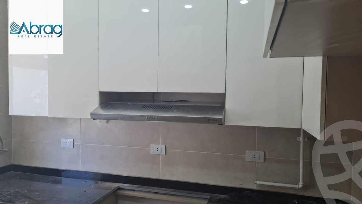 https://aqarmap.com.eg/en/listing/6000972-for-sale-cairo-el-sheikh-zayed-city-compounds-kmbwnd-wn-16-swdyk