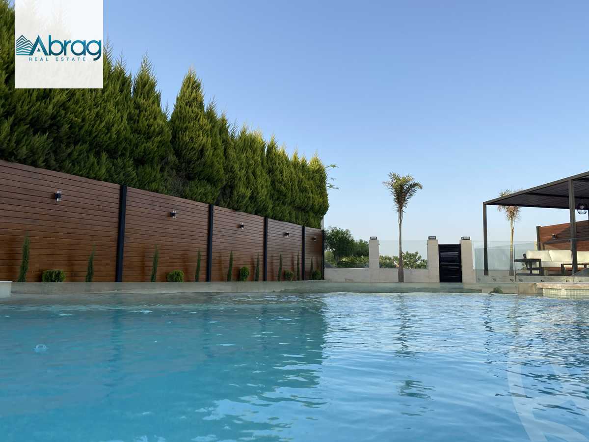 https://aqarmap.com.eg/en/listing/6023380-for-sale-cairo-el-sheikh-zayed-city-compounds-el-rabwa