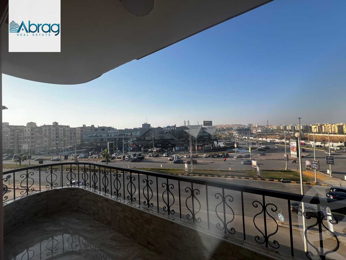 https://aqarmap.com.eg/en/listing/6035805-for-sale-cairo-el-sheikh-zayed-city-el-hay-elthamen-area-1