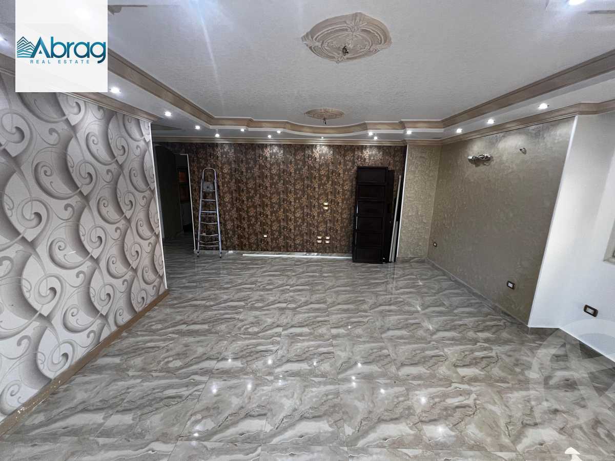 https://aqarmap.com.eg/en/listing/6035805-for-sale-cairo-el-sheikh-zayed-city-el-hay-elthamen-area-1