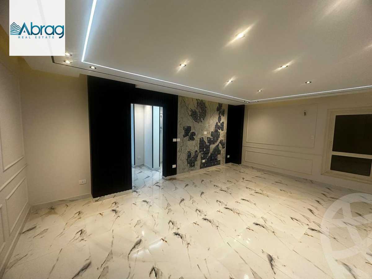 https://aqarmap.com.eg/en/listing/6038553-for-rent-cairo-el-sheikh-zayed-city-compounds-el-khamayel