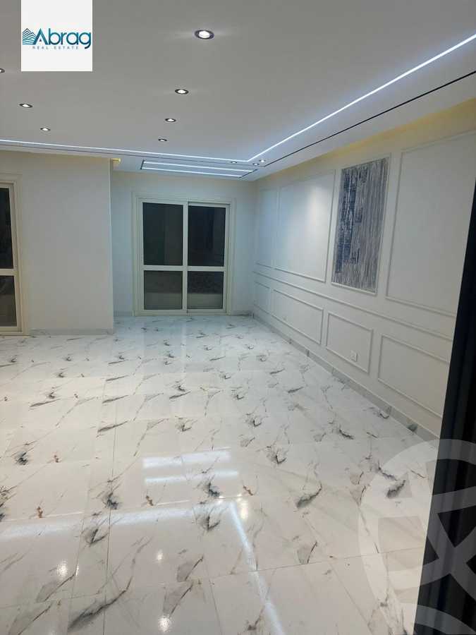 https://aqarmap.com.eg/en/listing/6038553-for-rent-cairo-el-sheikh-zayed-city-compounds-el-khamayel