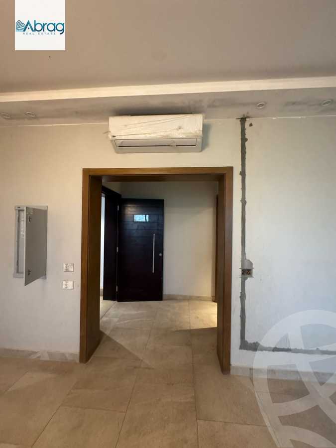 https://aqarmap.com.eg/en/listing/6065283-for-rent-cairo-el-sheikh-zayed-city-compounds-kmbwnd-wyst-twn-swdyk