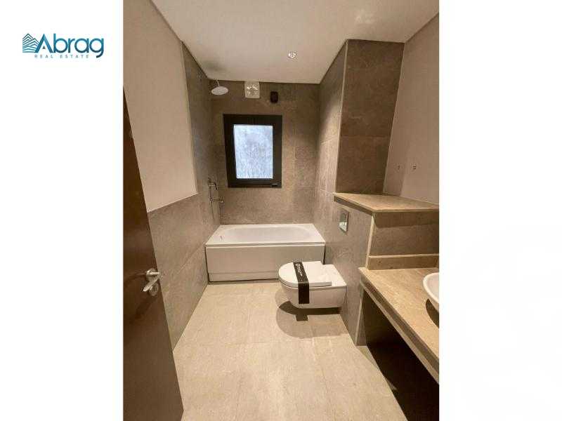 https://aqarmap.com.eg/ar/listing/6088828-for-sale-cairo-el-sheikh-zayed-city-compounds-zyd-wr-llttwyr
