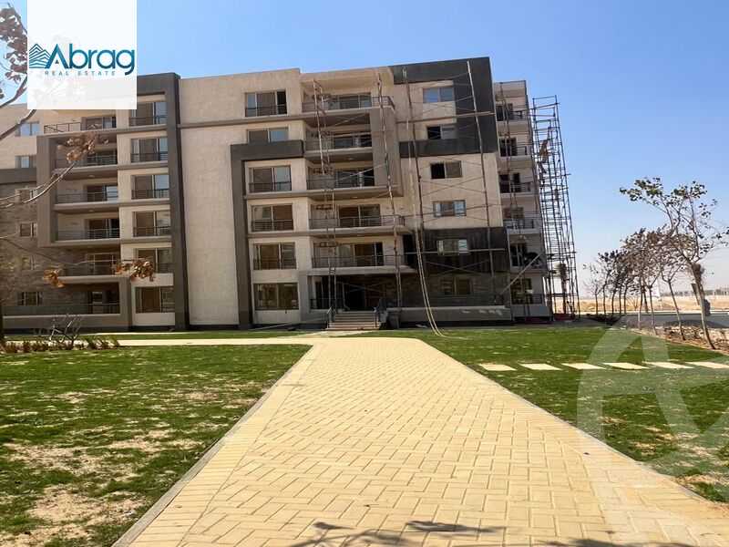 https://aqarmap.com.eg/en/listing/6098623-for-sale-cairo-el-sheikh-zayed-city-lshykh-zyd-ljdyd-west-view-residence-hdp