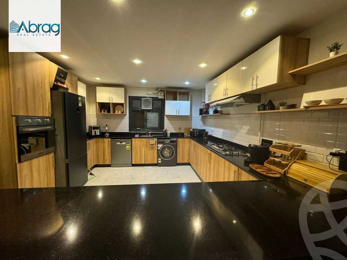 https://aqarmap.com.eg/en/listing/6155038-for-sale-cairo-el-sheikh-zayed-city-compounds-el-yasmeen-compound