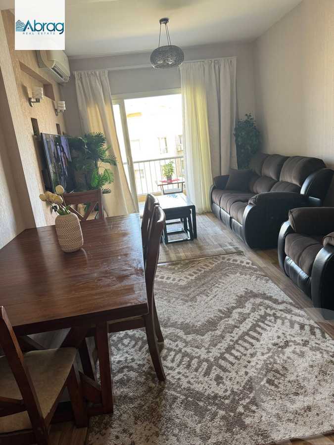 https://aqarmap.com.eg/ar/listing/6183619-for-rent-cairo-el-sheikh-zayed-city-compounds-dh-drys