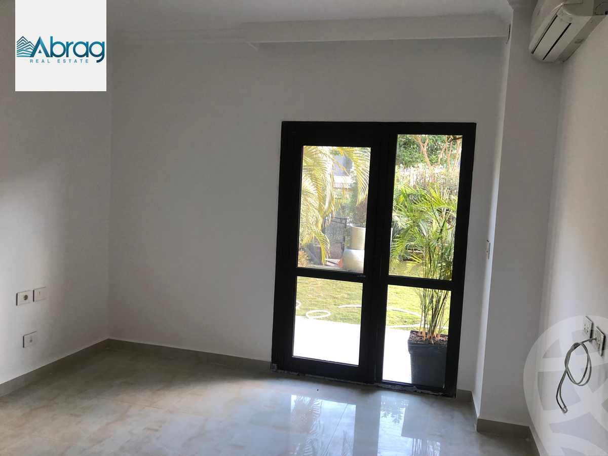 https://aqarmap.com.eg/ar/listing/6253372-for-rent-cairo-el-sheikh-zayed-city-compounds-kmbwnd-wyst-twn-swdyk