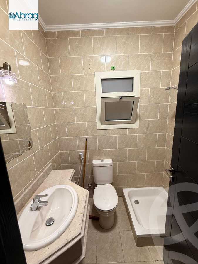 https://aqarmap.com.eg/en/listing/6253400-for-sale-cairo-el-sheikh-zayed-city-compounds-dh-drys