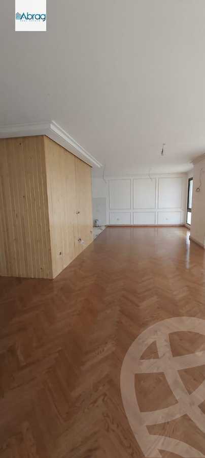https://aqarmap.com.eg/en/listing/6345345-for-rent-cairo-el-sheikh-zayed-city-compounds-kmbwnd-wyst-twn-swdyk