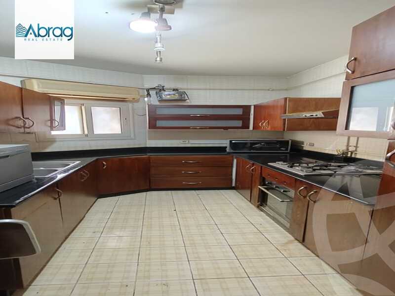 https://aqarmap.com.eg/en/listing/6368858-for-sale-cairo-el-sheikh-zayed-city-compounds-beverly-hills