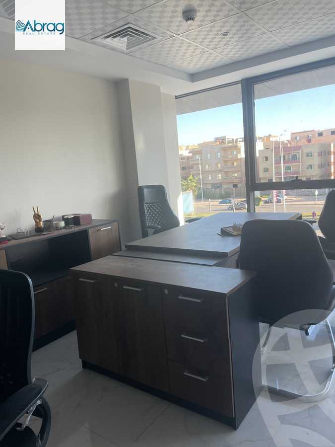 https://aqarmap.com.eg/ar/listing/6424947-for-sale-cairo-el-sheikh-zayed-city-compounds-dh-jyt-blz-mykwn-llttwyr