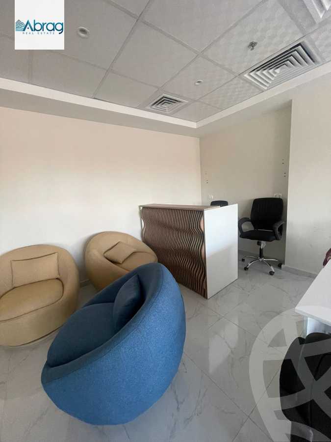 https://aqarmap.com.eg/ar/listing/6424947-for-sale-cairo-el-sheikh-zayed-city-compounds-dh-jyt-blz-mykwn-llttwyr