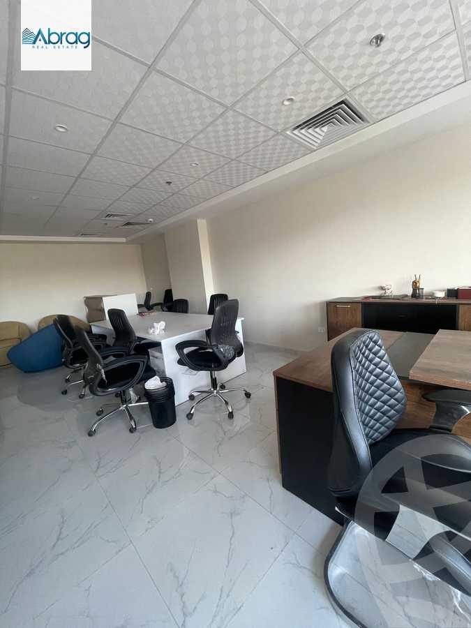 https://aqarmap.com.eg/ar/listing/6424947-for-sale-cairo-el-sheikh-zayed-city-compounds-dh-jyt-blz-mykwn-llttwyr