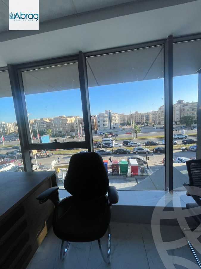 https://aqarmap.com.eg/ar/listing/6424947-for-sale-cairo-el-sheikh-zayed-city-compounds-dh-jyt-blz-mykwn-llttwyr