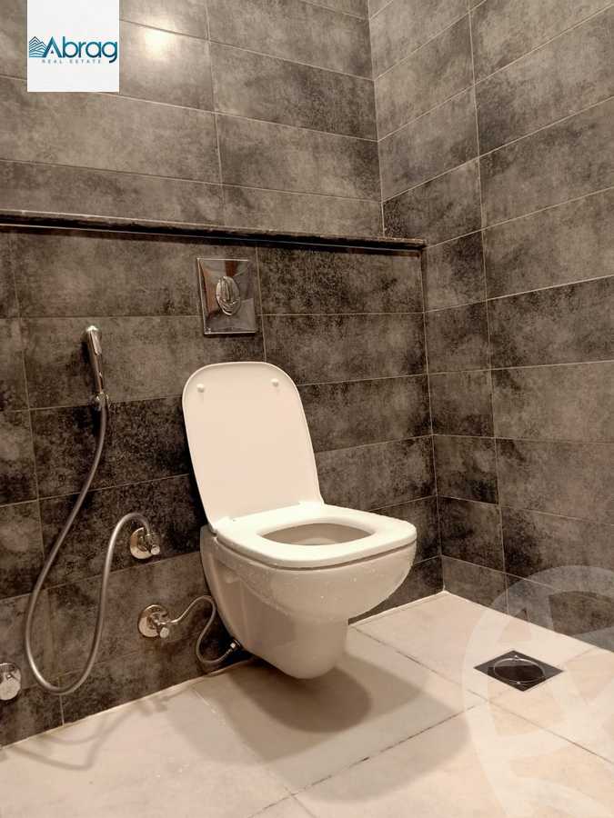https://aqarmap.com.eg/ar/listing/6433551-for-rent-cairo-el-sheikh-zayed-city-compounds-rkn-blz-mwl-lbdr-llttwyr