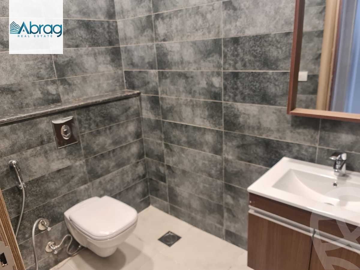 https://aqarmap.com.eg/ar/listing/6433551-for-rent-cairo-el-sheikh-zayed-city-compounds-rkn-blz-mwl-lbdr-llttwyr