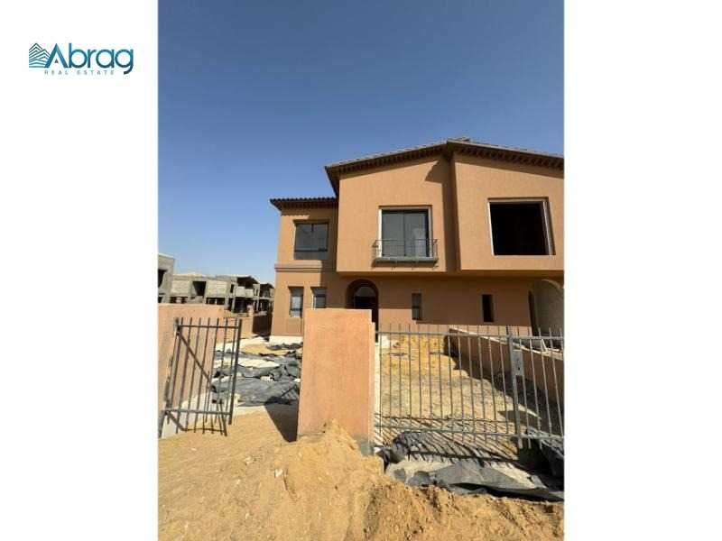 https://aqarmap.com.eg/en/listing/6510233-for-sale-cairo-el-sheikh-zayed-city-compounds-kmbwnd-fyldj-wyst-dr-llttwyr