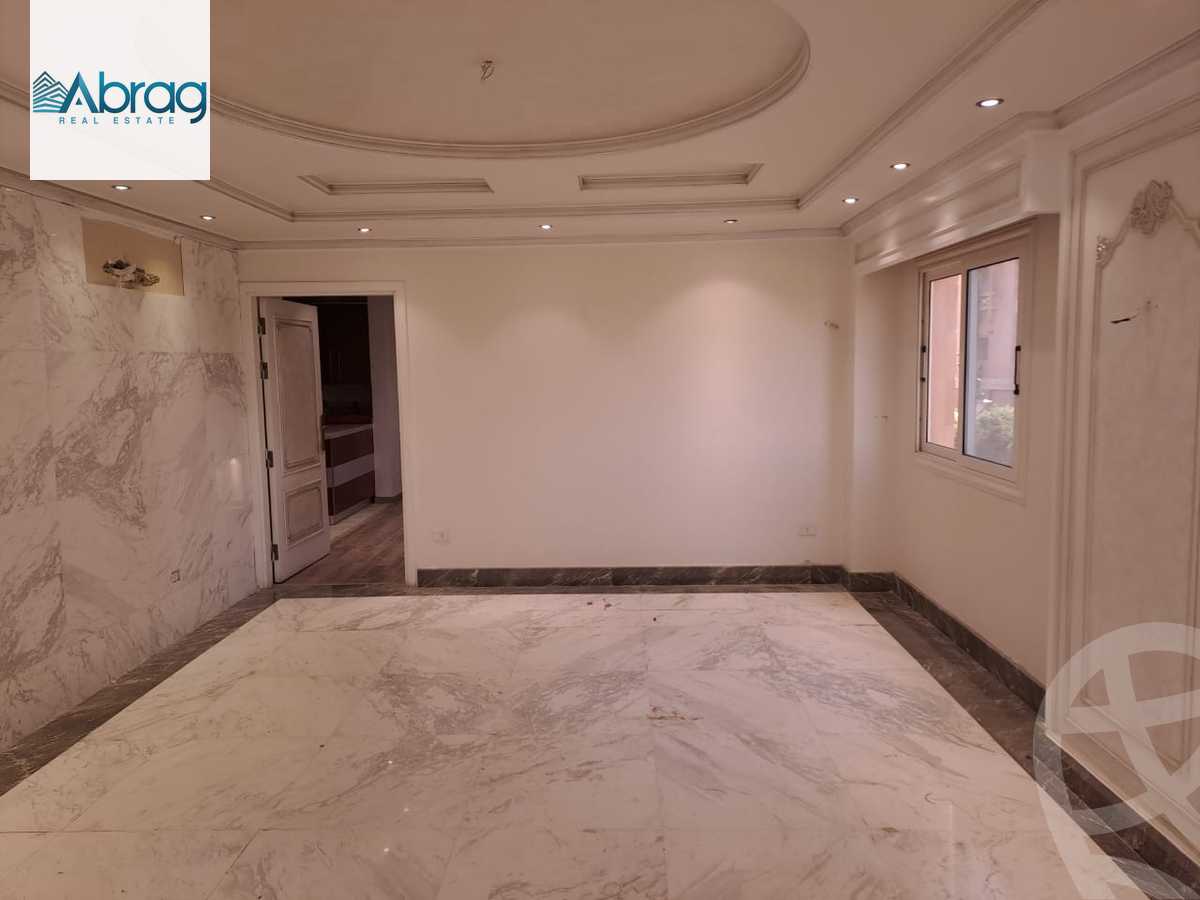 https://aqarmap.com.eg/ar/listing/6568681-for-sale-cairo-el-sheikh-zayed-city-compounds-continental-gardens