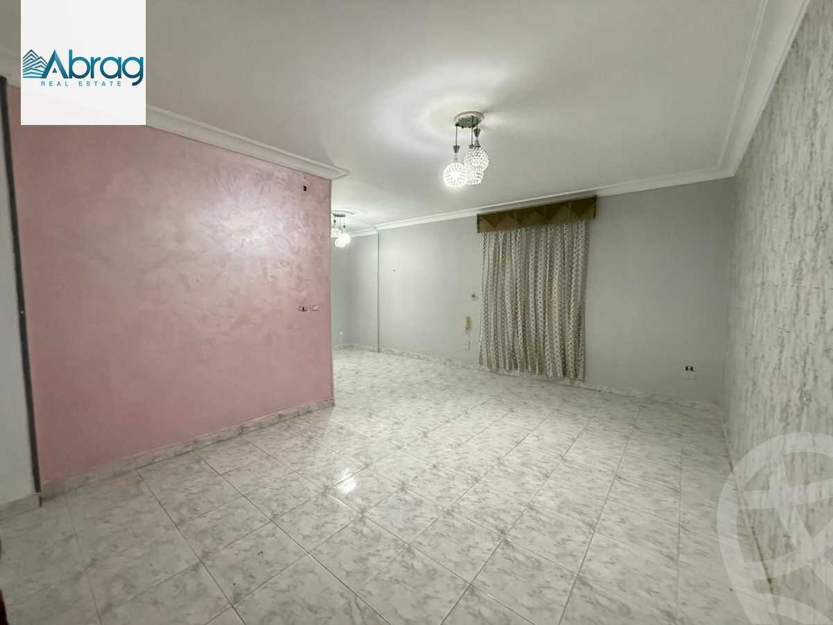 https://aqarmap.com.eg/ar/listing/6569525-for-rent-cairo-el-sheikh-zayed-city-compounds-zayed-2000