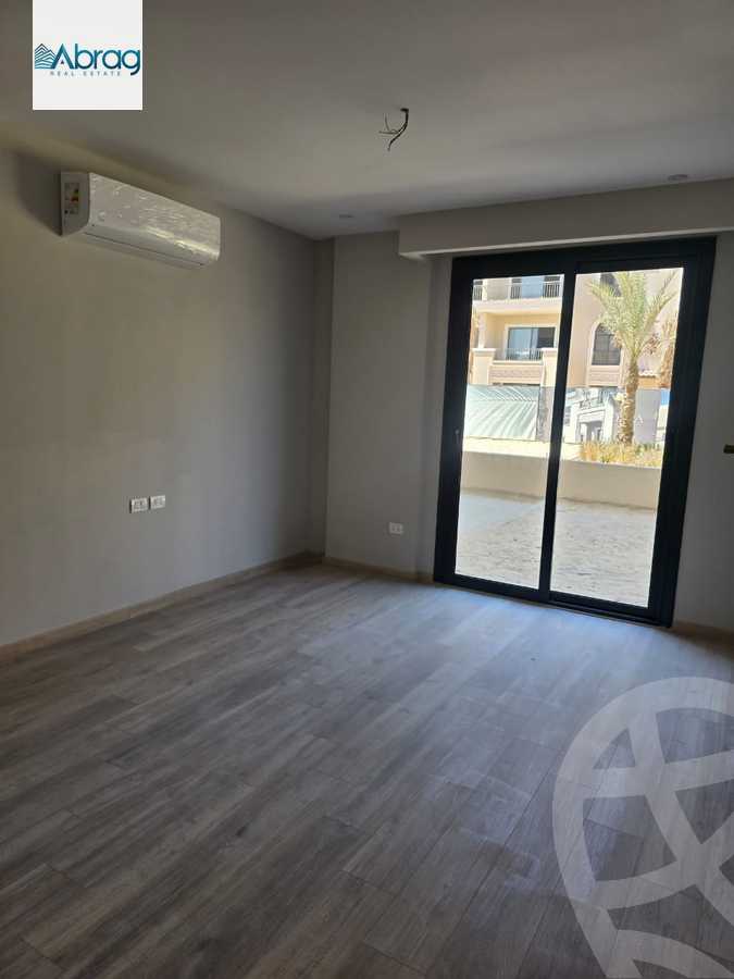 https://aqarmap.com.eg/ar/listing/6570878-for-sale-cairo-el-sheikh-zayed-city-compounds-kmbwnd-fyldj-wyst-dr-llttwyr