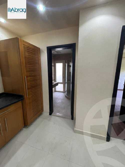 https://aqarmap.com.eg/en/listing/5570642-for-sale-cairo-el-sheikh-zayed-city-compounds-dh-drys