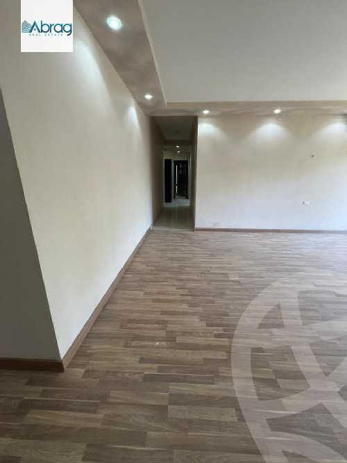 https://aqarmap.com.eg/en/listing/5570642-for-sale-cairo-el-sheikh-zayed-city-compounds-dh-drys