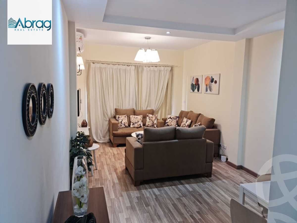 https://aqarmap.com.eg/en/listing/5341840-for-sale-cairo-el-sheikh-zayed-city-compounds-dh-drys