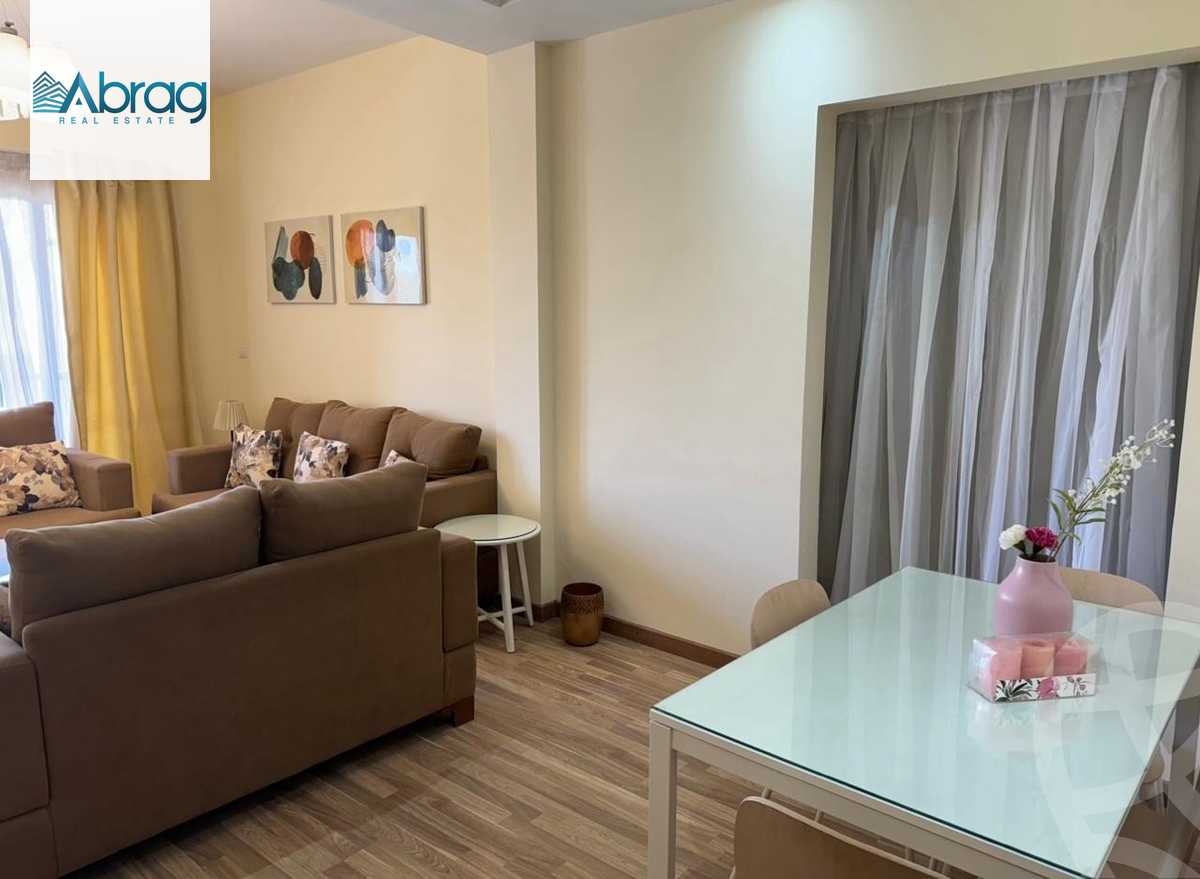 https://aqarmap.com.eg/ar/listing/5633867-for-sale-cairo-el-sheikh-zayed-city-compounds-dh-drys