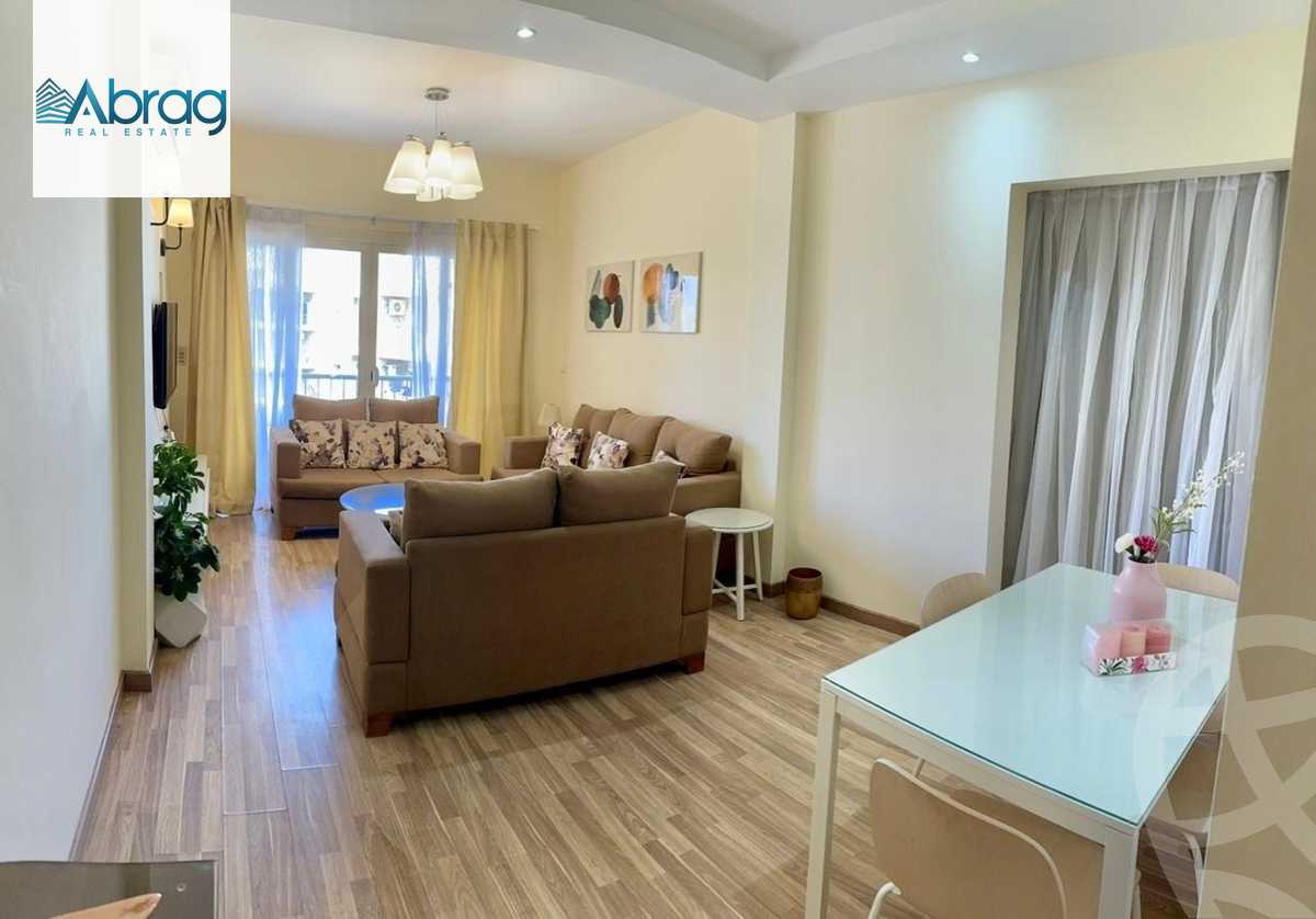 https://aqarmap.com.eg/ar/listing/5633867-for-sale-cairo-el-sheikh-zayed-city-compounds-dh-drys