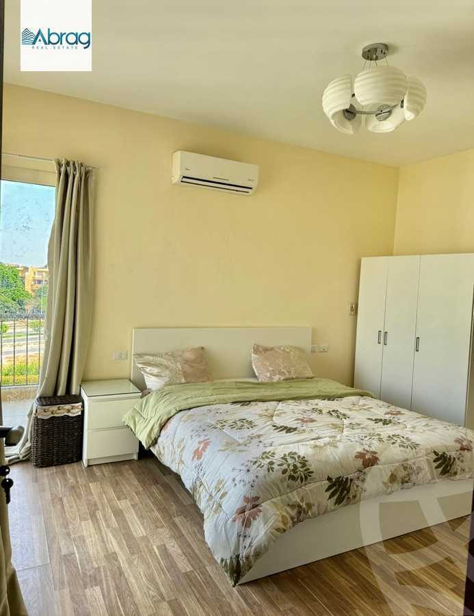 https://aqarmap.com.eg/ar/listing/5633867-for-sale-cairo-el-sheikh-zayed-city-compounds-dh-drys