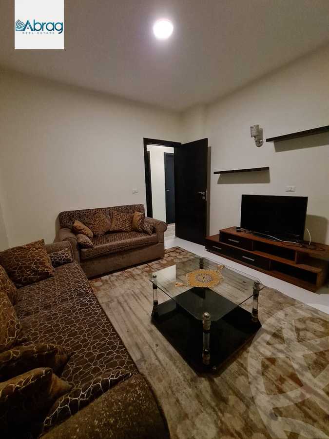 https://aqarmap.com.eg/en/listing/5644230-for-rent-cairo-el-sheikh-zayed-city-compounds-dh-drys