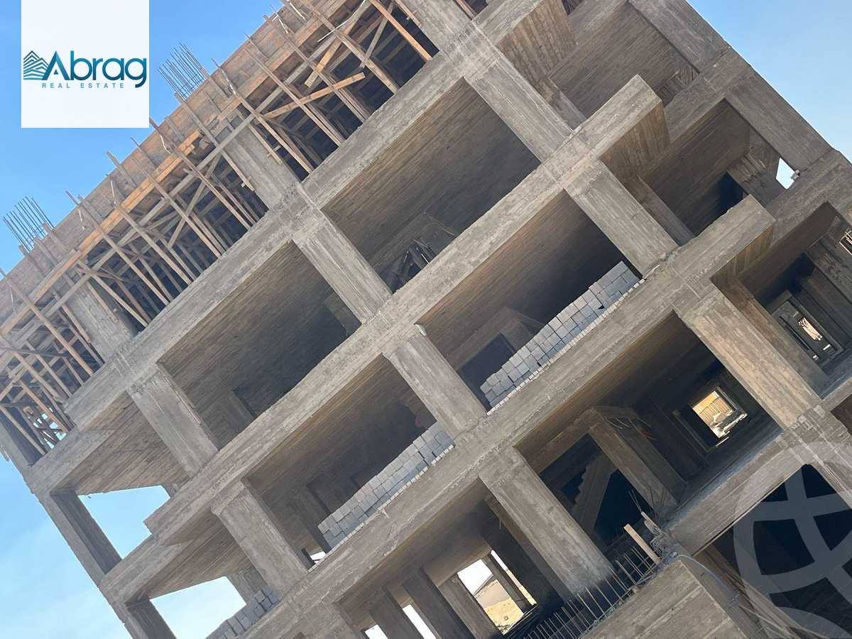 https://aqarmap.com.eg/en/listing/5762628-for-sale-cairo-el-sheikh-zayed-city-lshykh-zyd-ljdyd-de-joya-taj-misr-new-zayed