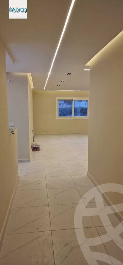 https://aqarmap.com.eg/ar/listing/5964112-for-rent-cairo-el-sheikh-zayed-city-compounds-zayed-regency
