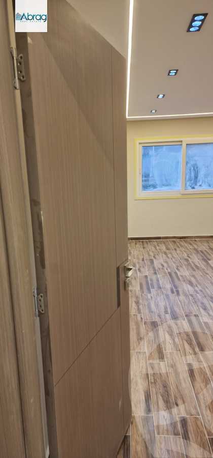https://aqarmap.com.eg/ar/listing/5964112-for-rent-cairo-el-sheikh-zayed-city-compounds-zayed-regency