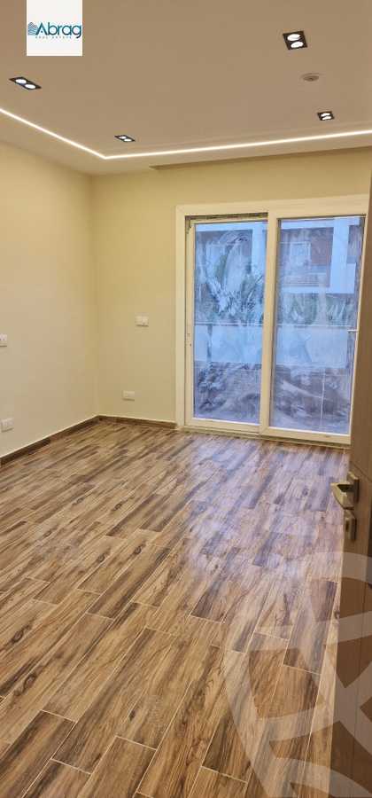 https://aqarmap.com.eg/ar/listing/5964112-for-rent-cairo-el-sheikh-zayed-city-compounds-zayed-regency