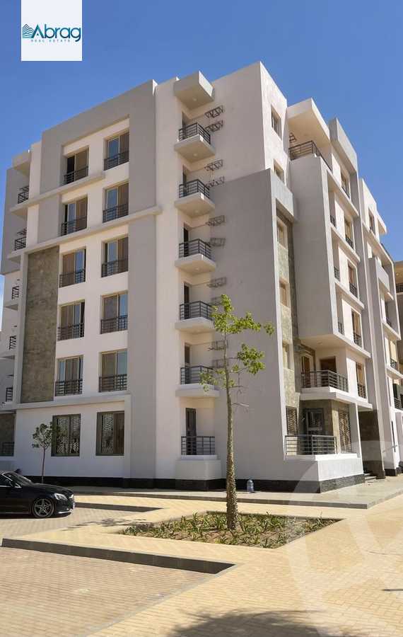 https://aqarmap.com.eg/ar/listing/5966609-for-sale-cairo-el-sheikh-zayed-city-lshykh-zyd-ljdyd-west-view-residence-hdp