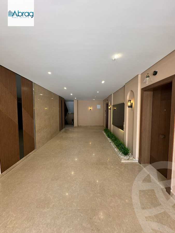 https://aqarmap.com.eg/en/listing/5980402-for-sale-cairo-el-sheikh-zayed-city-compounds-kmbwnd-fyldj-wyst-dr-llttwyr