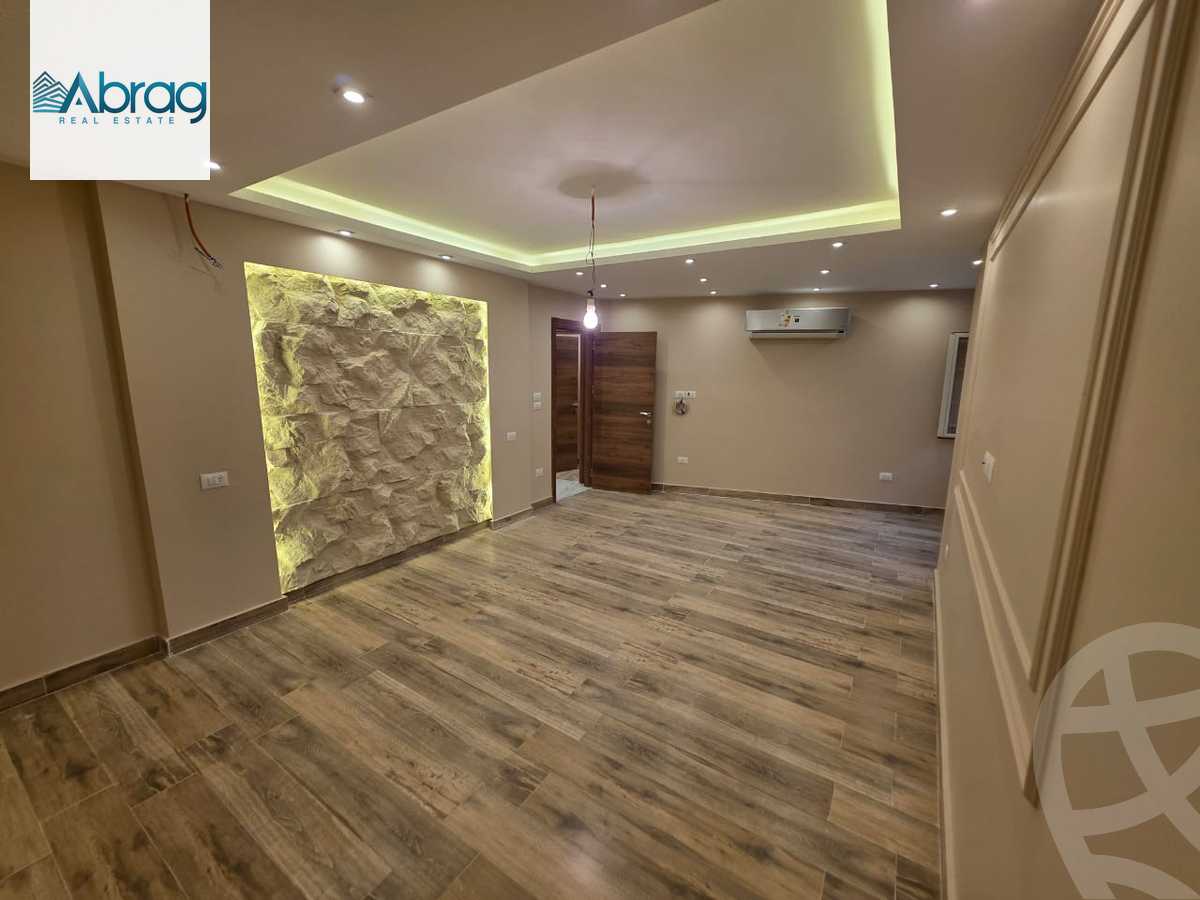https://aqarmap.com.eg/ar/listing/6184095-for-rent-cairo-el-sheikh-zayed-city-compounds-zayed-heights-compound