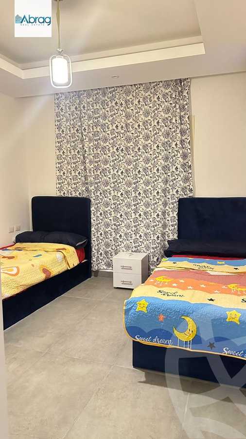 https://aqarmap.com.eg/en/listing/6208716-for-sale-cairo-el-sheikh-zayed-city-compounds-dh-drys