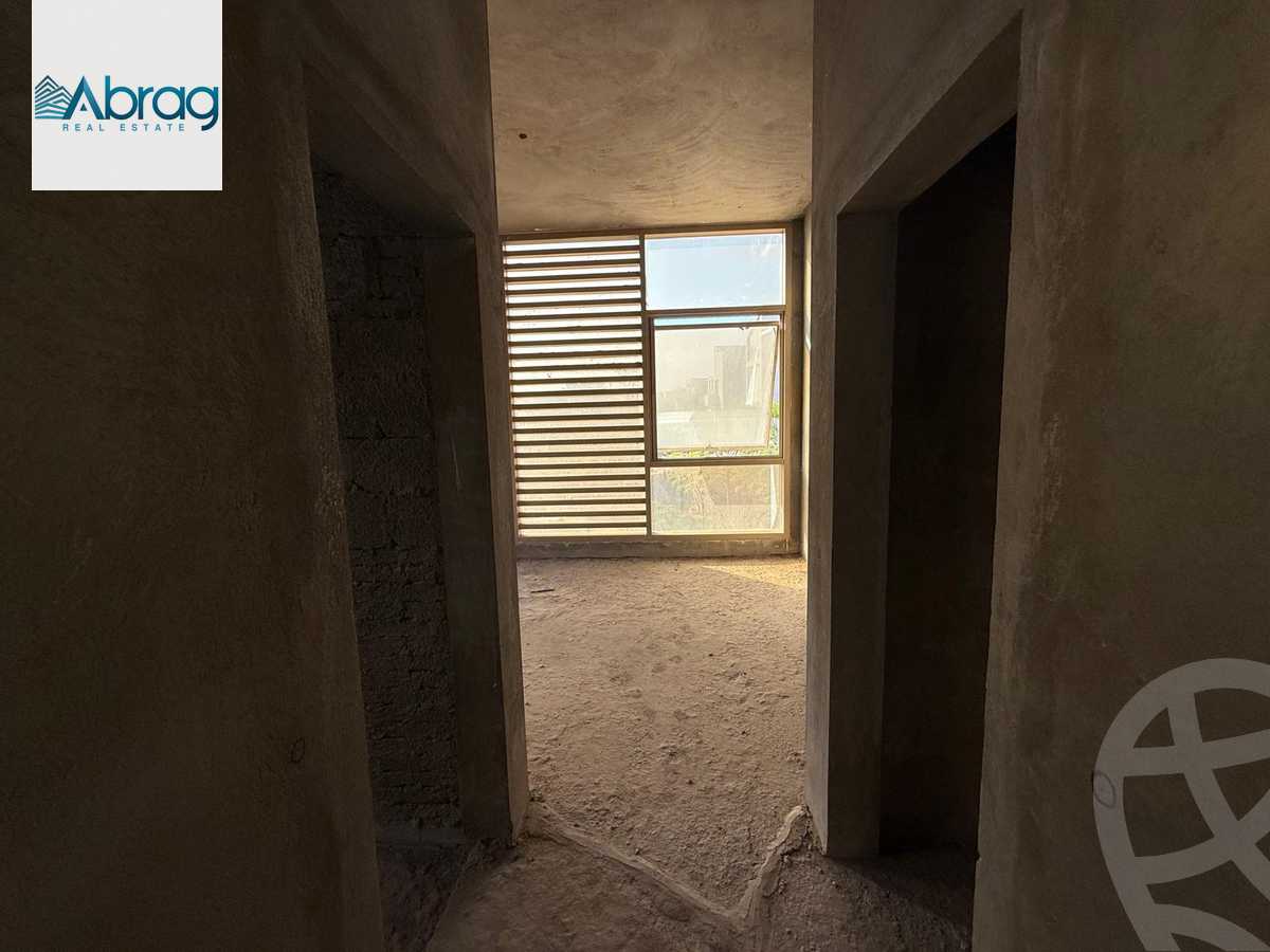 https://aqarmap.com.eg/en/listing/6261718-for-sale-cairo-el-sheikh-zayed-city-compounds-kmbwnd-ljry-swdyk
