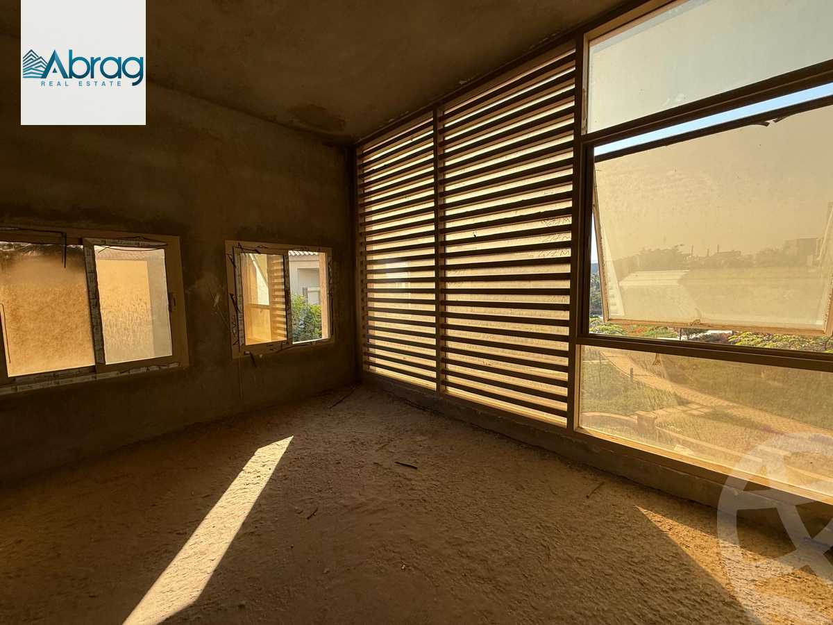 https://aqarmap.com.eg/en/listing/6261718-for-sale-cairo-el-sheikh-zayed-city-compounds-kmbwnd-ljry-swdyk