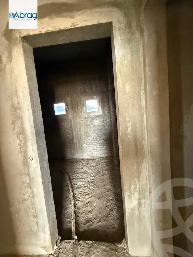 https://aqarmap.com.eg/en/listing/6261718-for-sale-cairo-el-sheikh-zayed-city-compounds-kmbwnd-ljry-swdyk